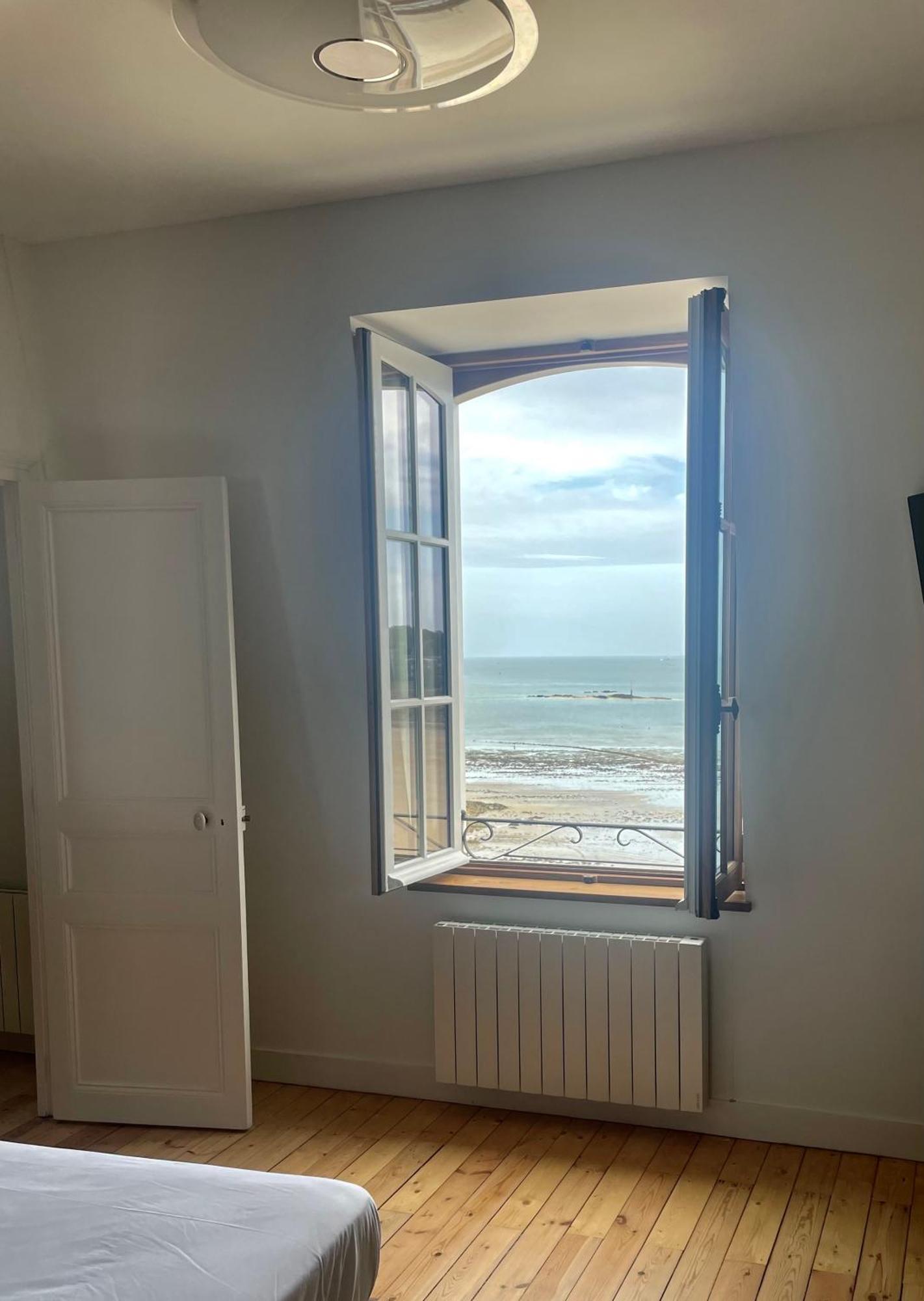 Le Royal XIX Vue Mer 212 Dinard Ngoại thất bức ảnh