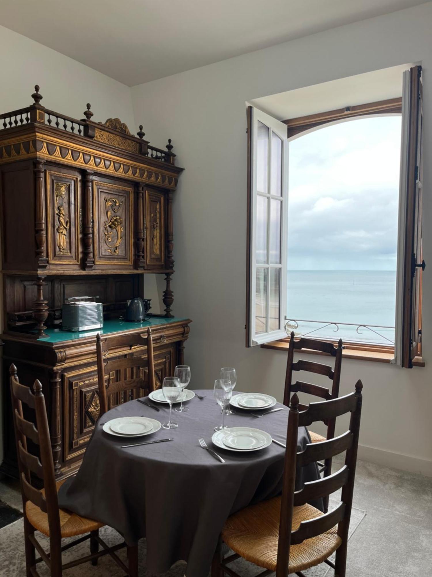 Le Royal XIX Vue Mer 212 Dinard Ngoại thất bức ảnh