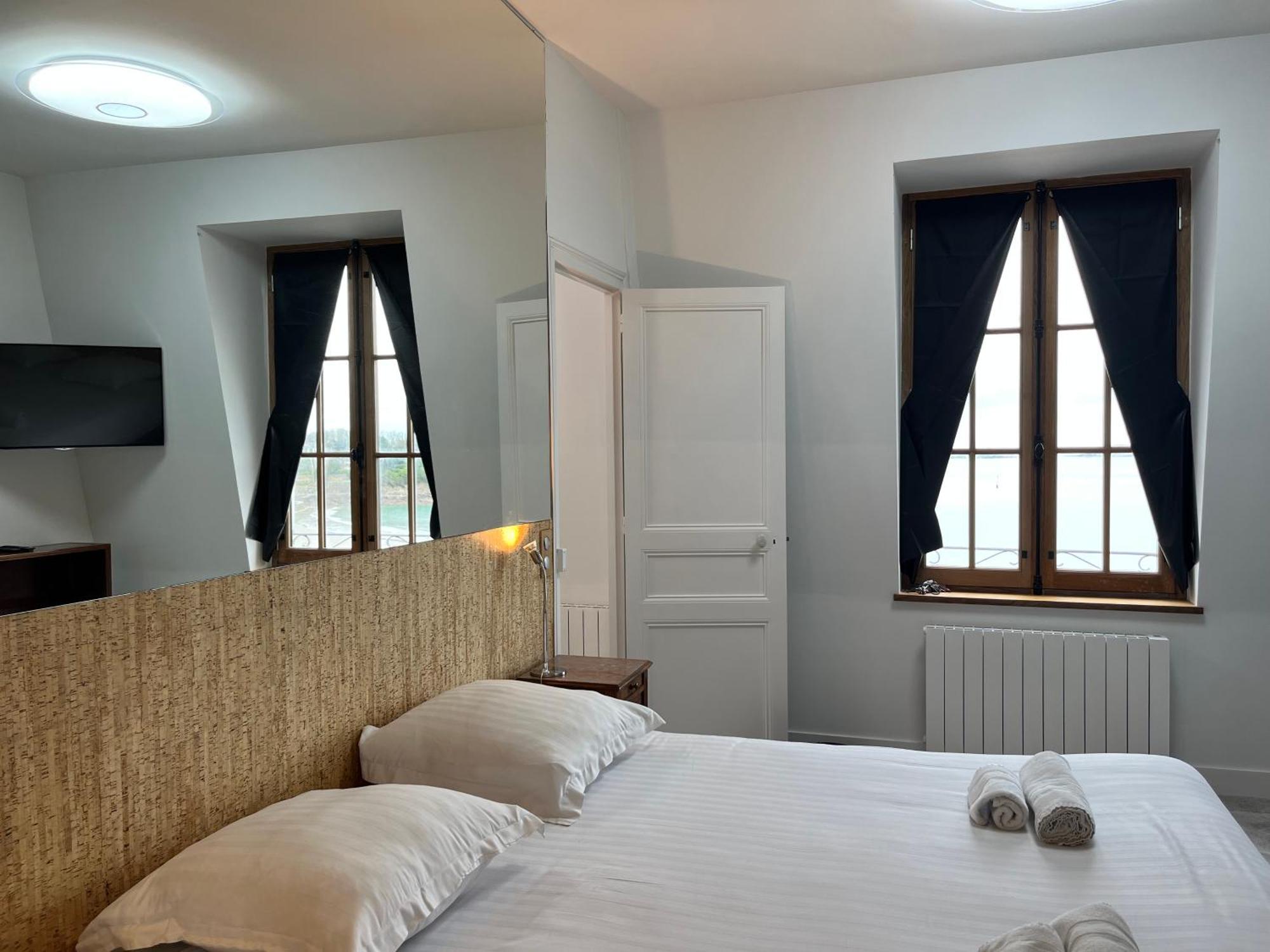 Le Royal XIX Vue Mer 212 Dinard Ngoại thất bức ảnh