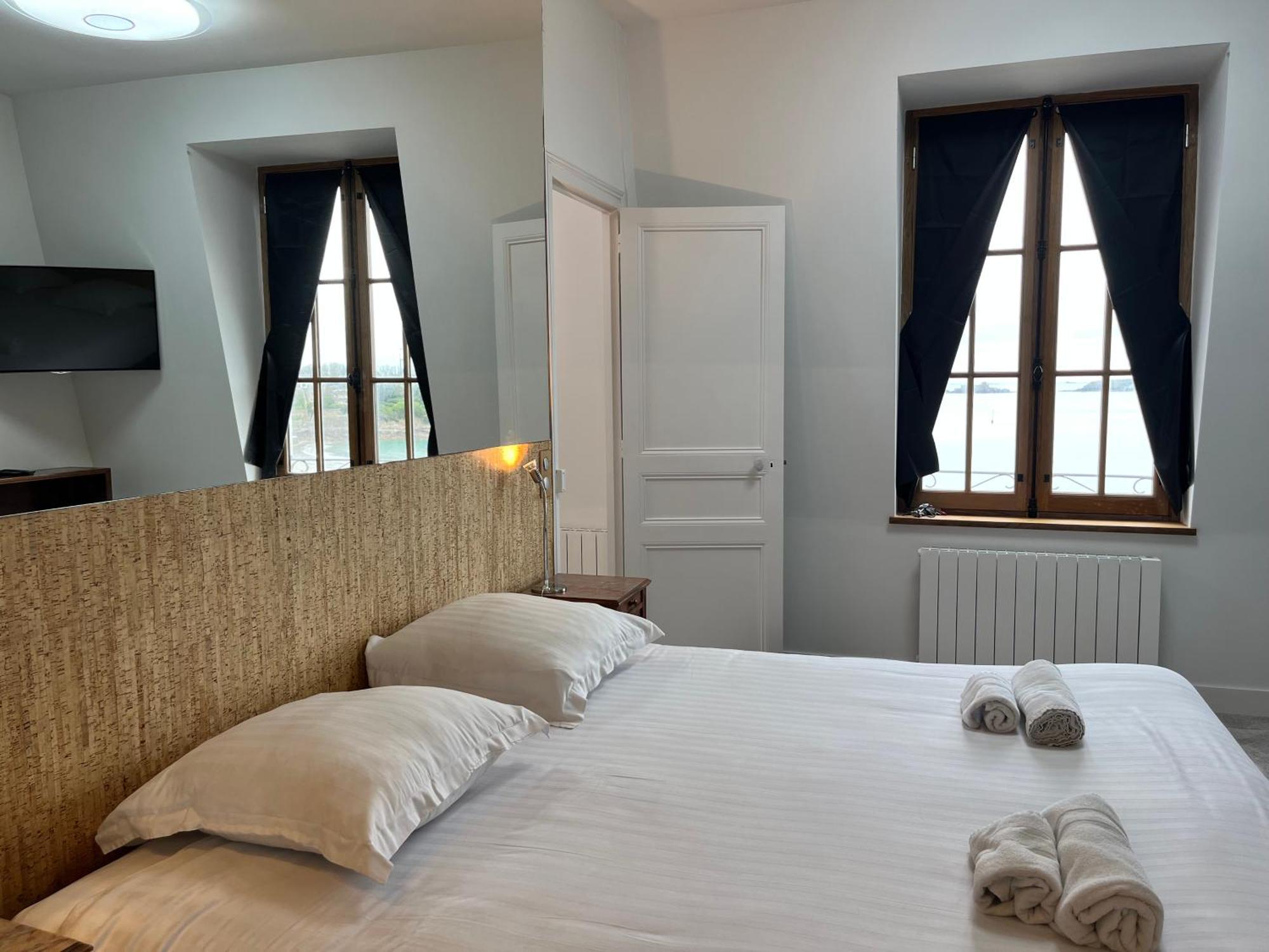 Le Royal XIX Vue Mer 212 Dinard Ngoại thất bức ảnh
